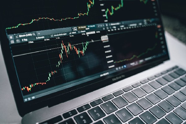 伊朗宣布一名高级指挥官在以色列空袭中丧生